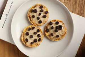 Caramel rice cakes